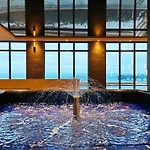 Sea View Smart & Garden Vip