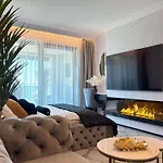 Апартаменты Sea View Smart & Garden Vip *