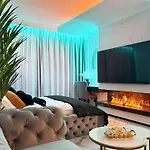 Апартаменты Sea View Smart & Garden Vip Мендзыздрое
