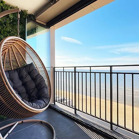 דירה Sea View Smart & Garden Vip