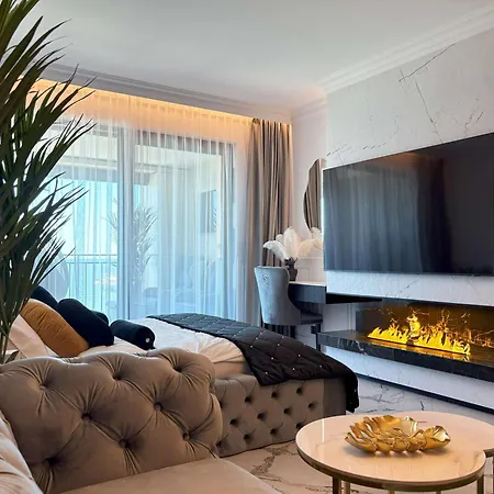 דירה Sea View Smart & Garden Vip *