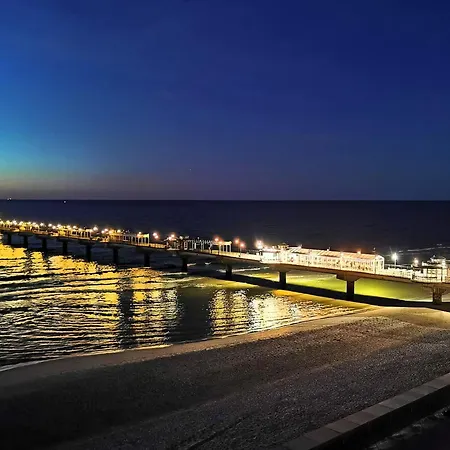 Sea View Smart & Garden Vip * ミエンジズドロイェ